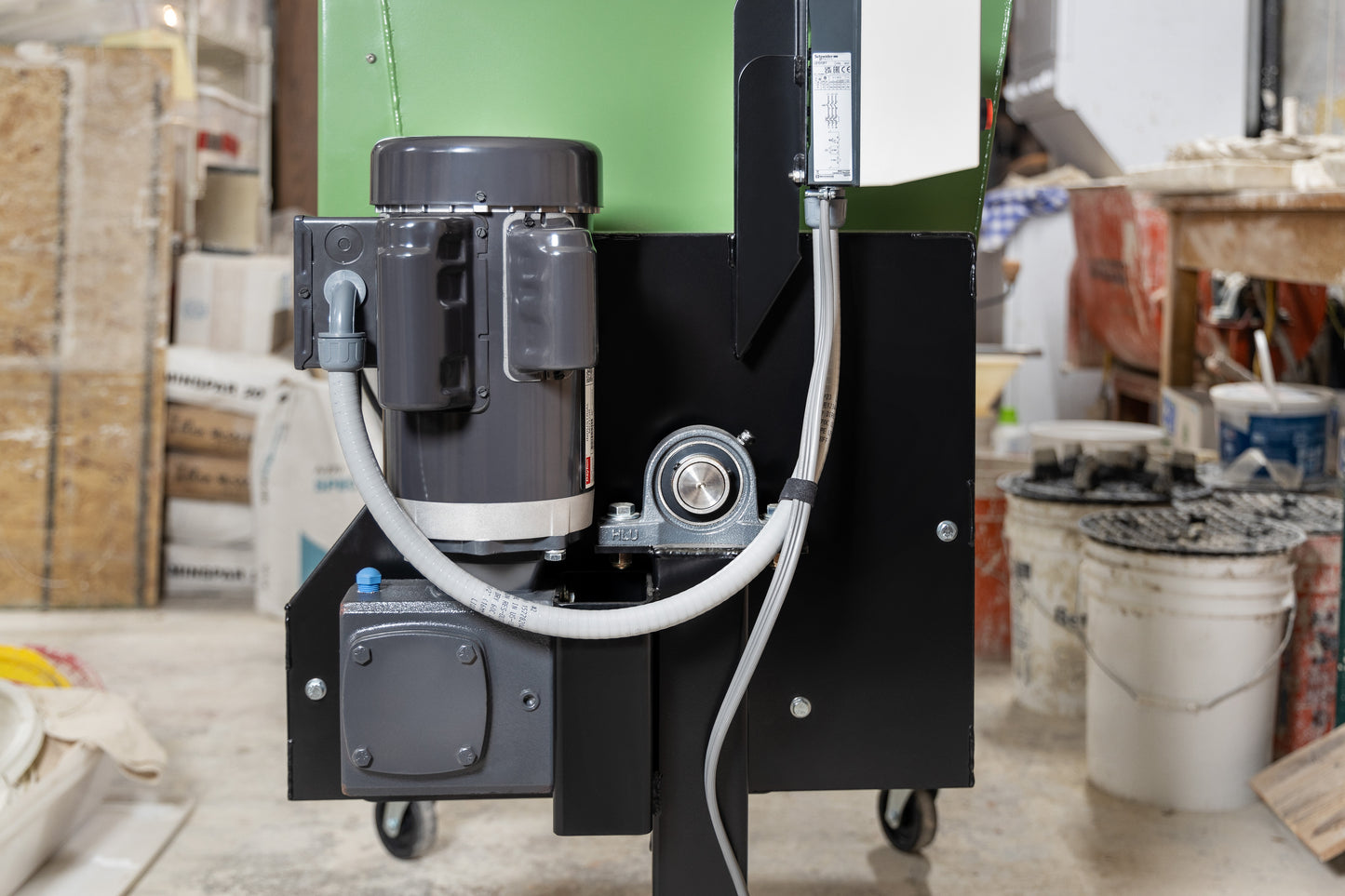 24SD - 250 lb Clay Mixer